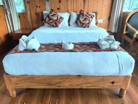 Himalayan Deurali Resort Похара Екстериор снимка