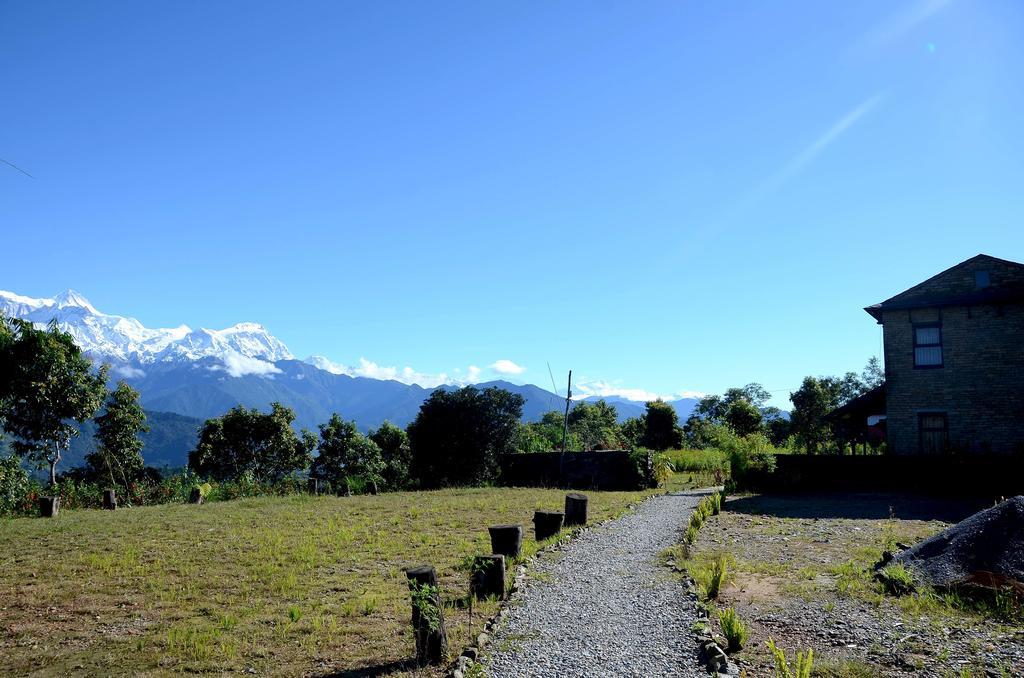 Himalayan Deurali Resort Похара Екстериор снимка
