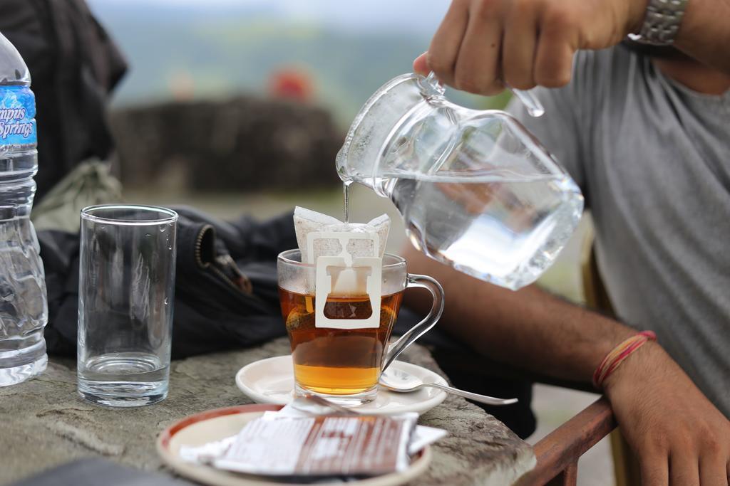 Himalayan Deurali Resort Похара Екстериор снимка