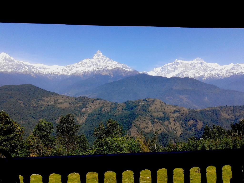 Himalayan Deurali Resort Похара Екстериор снимка